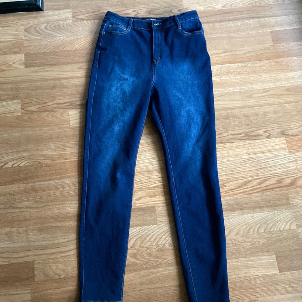 Dark blue jeans